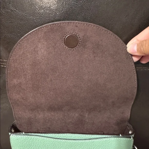 Coach Ellen crossbody in washed green pebbled leather - Picture 9 of 16